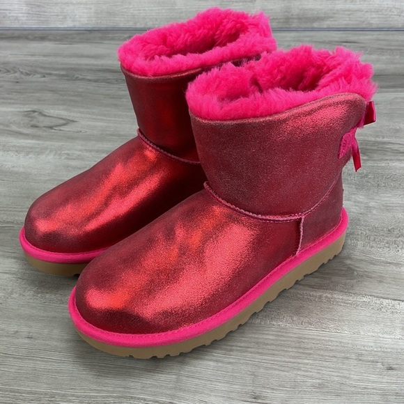 🍁 UGG 🍁 BAILEY BOW REDISH GLISTEN BOOT - Picture 13 of 15